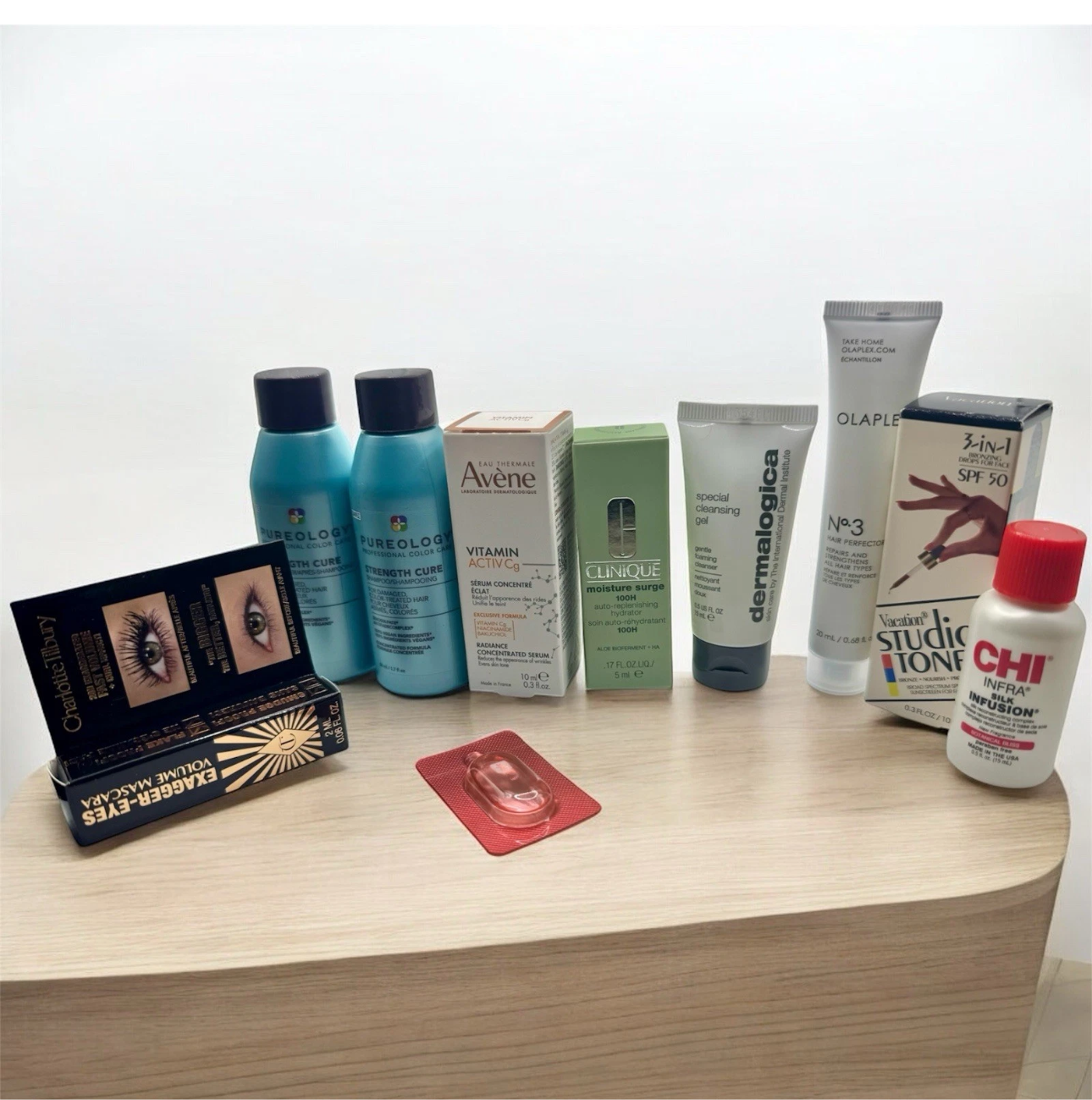 Luxury Travel Essencials, Clinique, Charlotte Tilbury, Olaplex & More