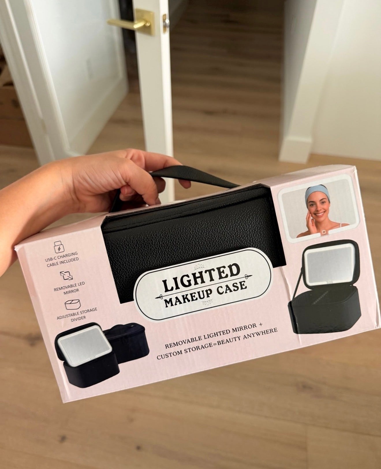 LumiCase Pro™ – LED Makeup Organizer